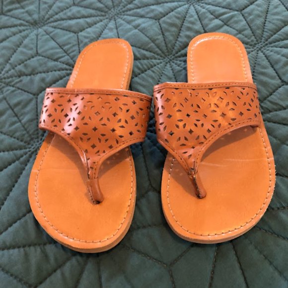 American Eagle Sandals - Kids | Color: Brown - Picture 1 of 2